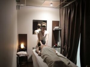 massage room